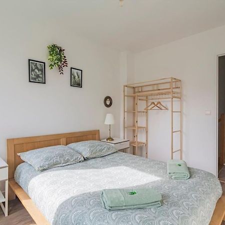 Logis Du Lys Apartman Boult-sur-Suippe Kültér fotó