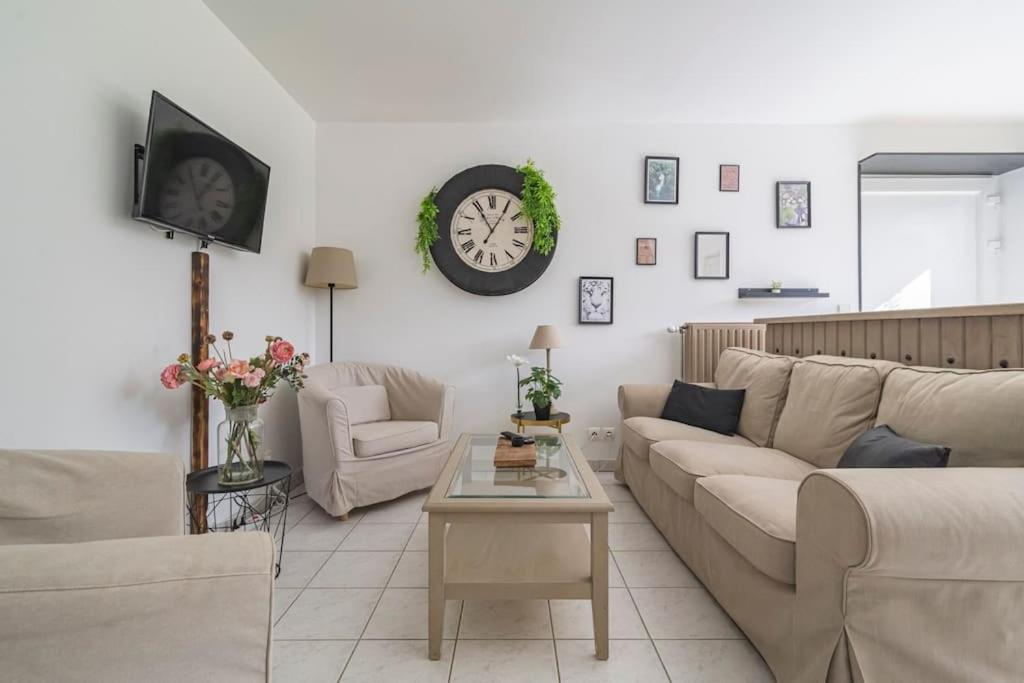 Logis Du Lys Apartman Boult-sur-Suippe Kültér fotó
